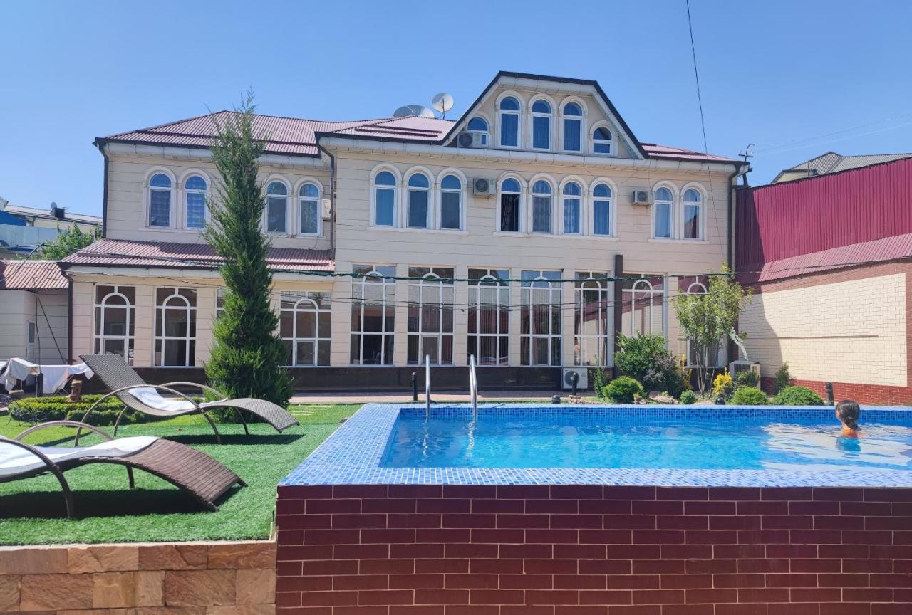 Guest House "Rohat Lux" Samarkand Buitenkant foto