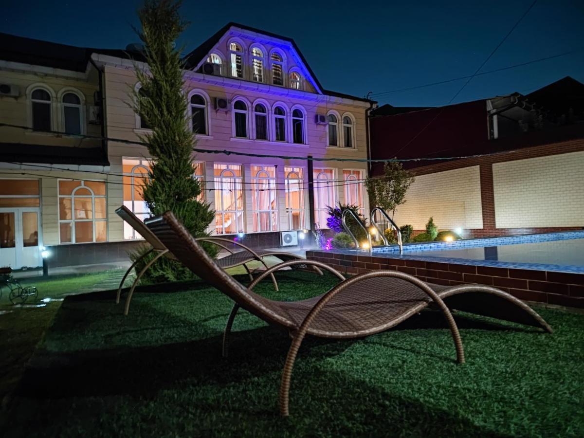 Guest House "Rohat Lux" Samarkand Buitenkant foto