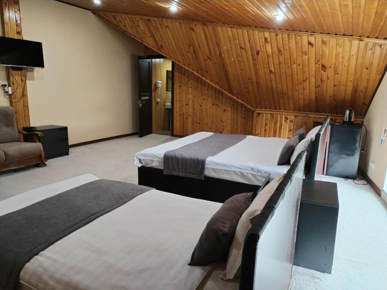 Guest House "Rohat Lux" Samarkand Buitenkant foto