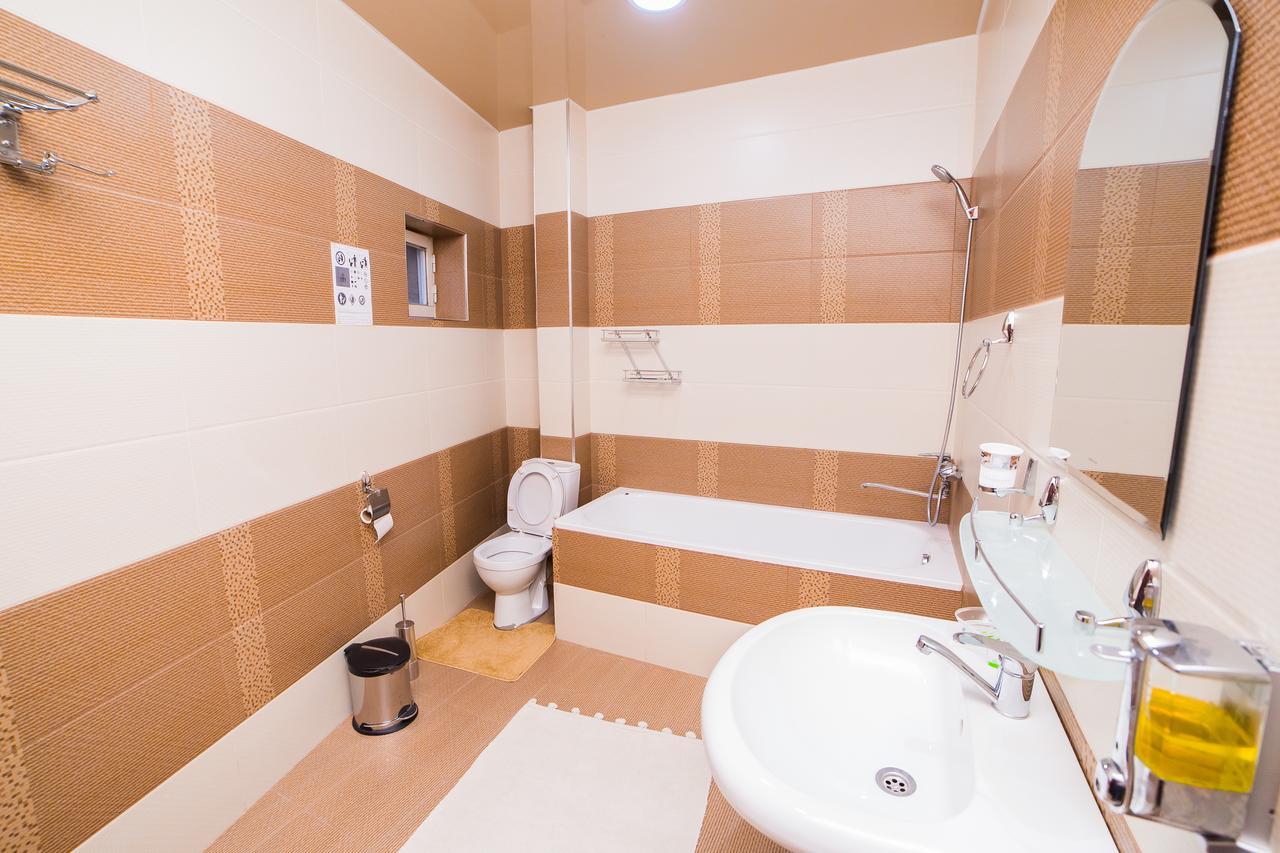 Guest House "Rohat Lux" Samarkand Buitenkant foto