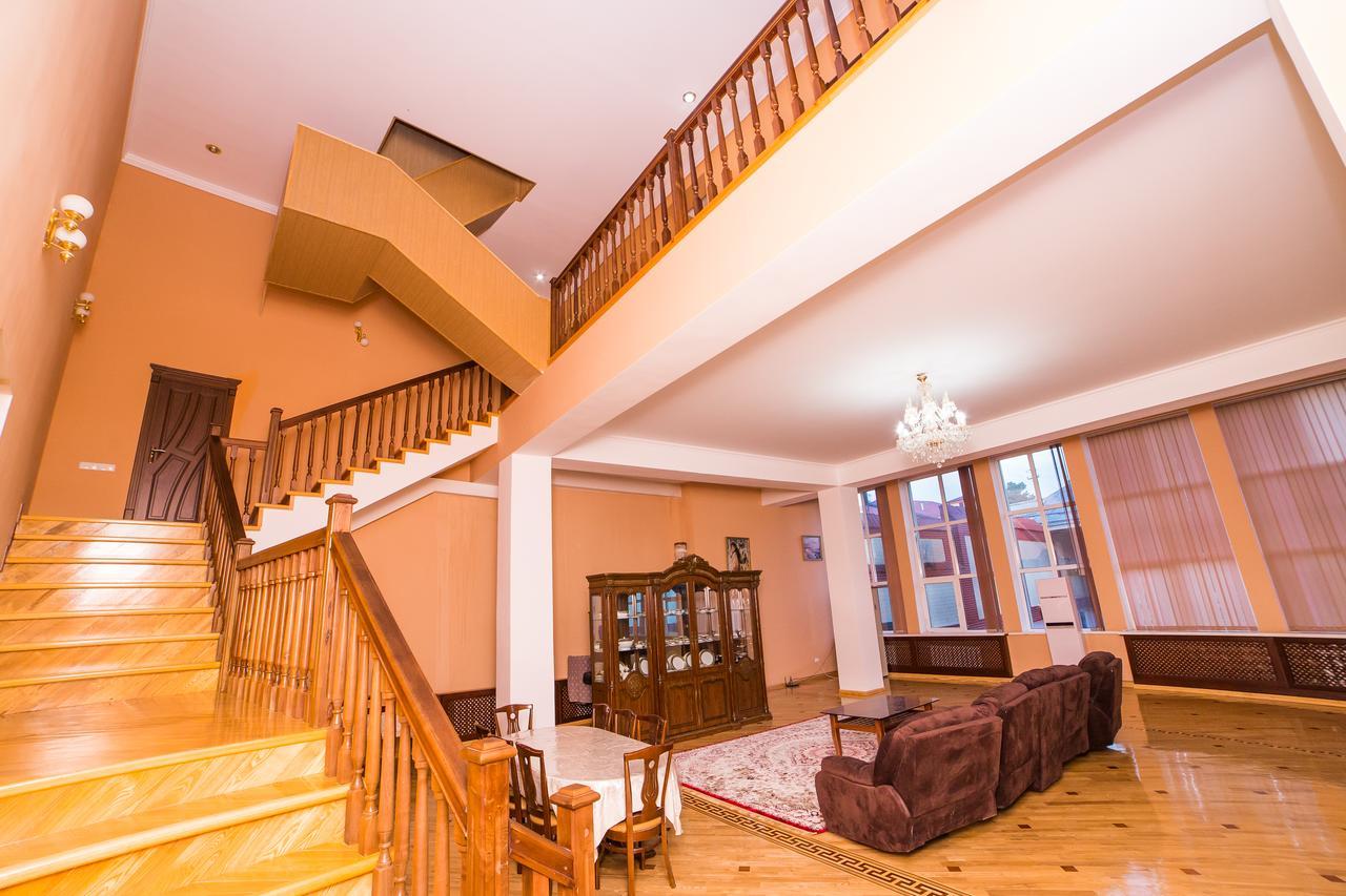 Guest House "Rohat Lux" Samarkand Buitenkant foto