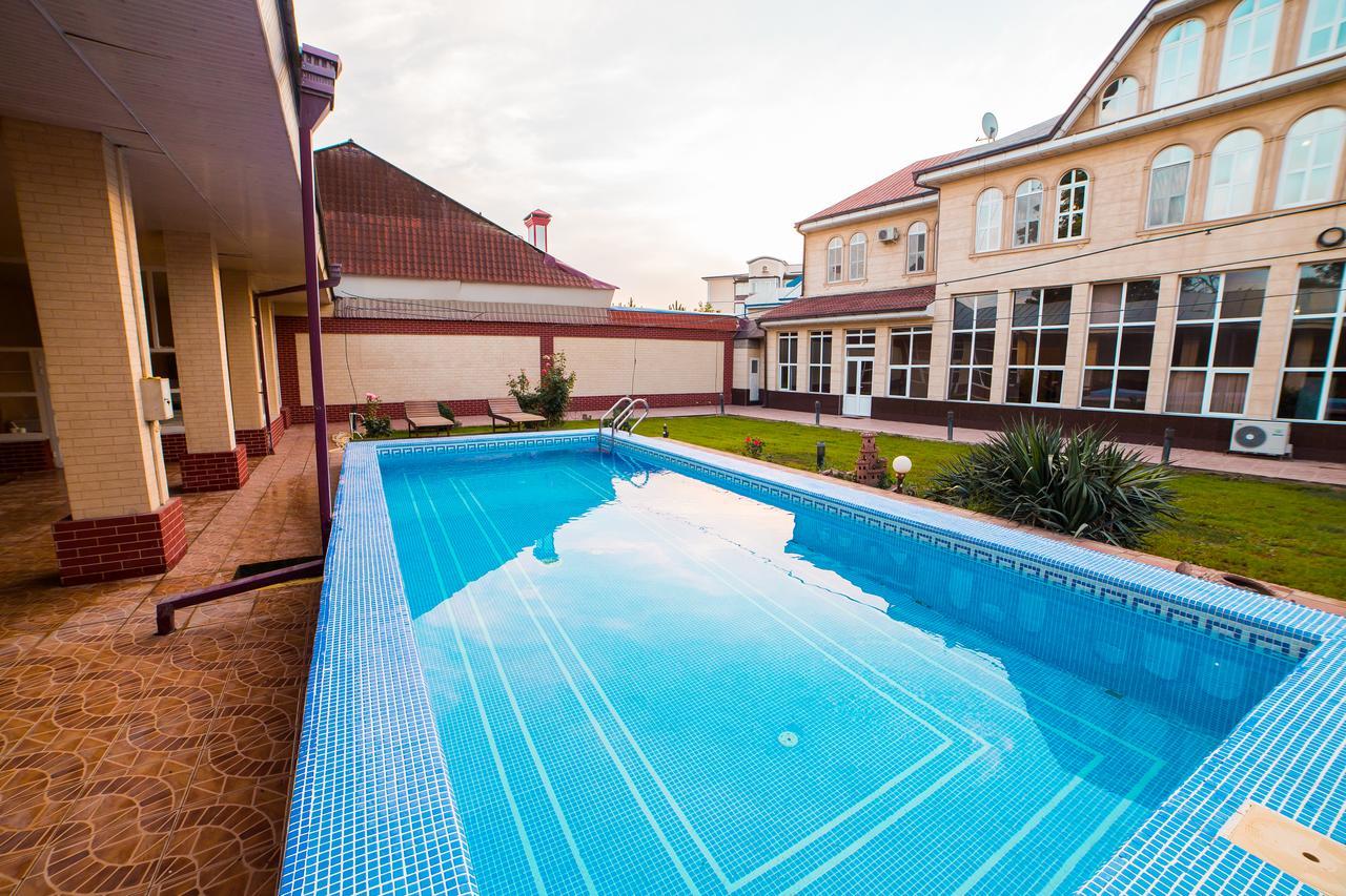 Guest House "Rohat Lux" Samarkand Buitenkant foto