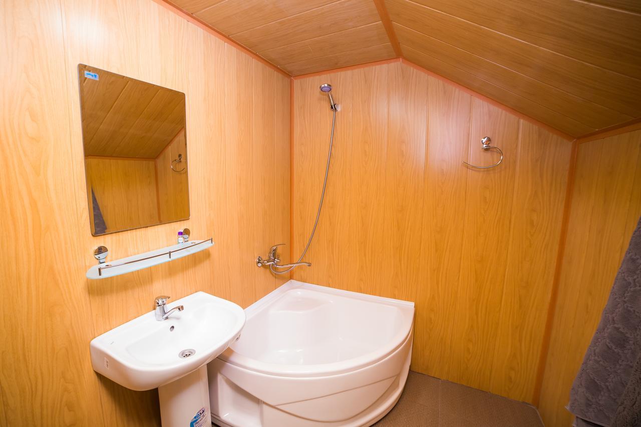 Guest House "Rohat Lux" Samarkand Buitenkant foto