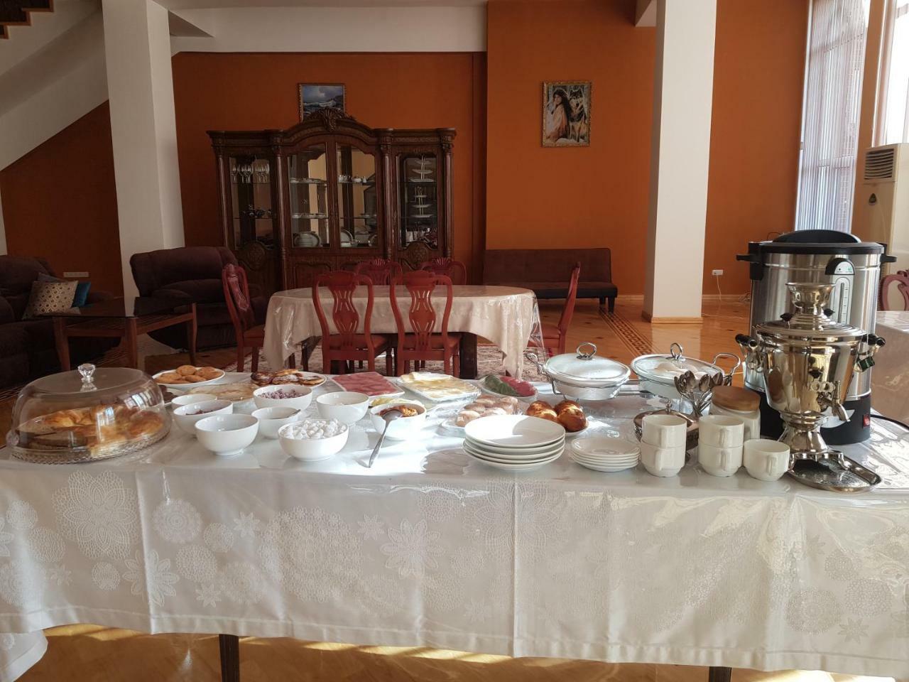 Guest House "Rohat Lux" Samarkand Buitenkant foto